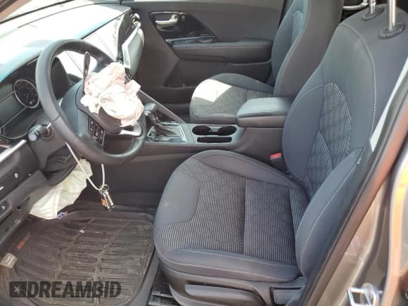 ✅ 2022 Kia Niro LXS • VIN: KNDCM3LD5N5496117 • Lot: 55977945. Listed on Copart with 150,036 mi. Free auction sales archive from the USA and detailed vehicle history report at DreamBid. Image 7.