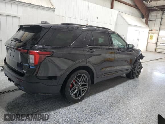 ✅ 2025 Ford Explorer ST-Line • VIN: 1FMUK8KHXSGB66593 • Lot: 90322755. Listed on Copart with Not provided. Free auction sales archive from the USA and detailed vehicle history report at DreamBid. Image 3.