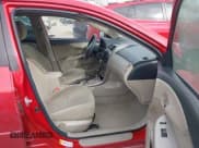 ✅ 2011 Toyota Corolla L • VIN: 2T1BU4EE0BC663070 • Lot: 43631148. Wystawiony na IAAI z przebiegiem 227 059 mil. Bezpłatny archiwum sprzedaży aukcyjnych z USA i szczegółowy raport historii pojazdu na DreamBid. Zdjęcie 5.