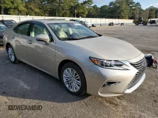 ✅ 2017 Lexus ES 350 • VIN: 58ABK1GG0HU055973 • Лот: 92646505. Опубликован ранее на Copart с пробегом 45 939 миль. Бесплатный доступ к архиву аукционных продаж из США и подробный отчёт об истории автомобиля на DreamBid. Изображение 4.