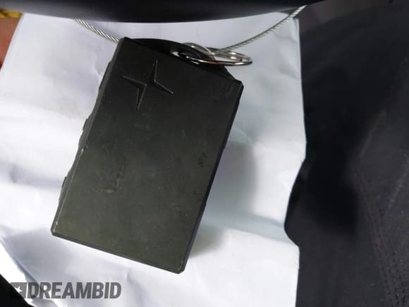 ✅ 2022 Polestar 2 • VIN: LPSED3KA3NL053162 • Lot: 43759857. Wystawiony na IAAI z przebiegiem 23 745 mil. Bezpłatny archiwum sprzedaży aukcyjnych z USA i szczegółowy raport historii pojazdu na DreamBid. Zdjęcie 11.