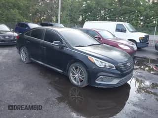 2017 Hyundai Sonata Sport с VIN 5NPE34AB5HH446888, выставлен на аукционе IAAI как лот 42664116 с пробегом 166 053 миль миль и . История ставок и продаж доступна на DreamBid. Изображение 1.