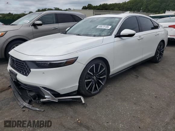 ✅ 2024 Honda Accord Touring • VIN: 1HGCY2F80RA063784 • Lot: 69678105. Listed on Copart with 23,370 mi. Free auction sales archive from the USA and detailed vehicle history report at DreamBid. Image 1.