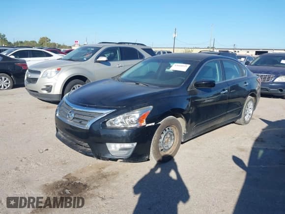 ✅ 2015 Nissan Altima S • VIN: 1N4AL3AP1FC567145 • Lot: 43660525. Wystawiony na IAAI z przebiegiem 83 492 mil. Bezpłatny archiwum sprzedaży aukcyjnych z USA i szczegółowy raport historii pojazdu na DreamBid. Zdjęcie 2.