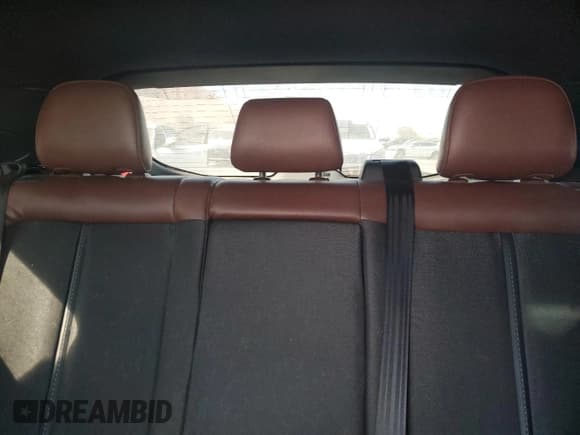 ✅ 2022 Mazda MX-30 Premium Plus • VIN: JM1DRADB2N0101069 • Lot: 85101755. Wystawiony na Copart z przebiegiem 36 193 mil. Bezpłatny archiwum sprzedaży aukcyjnych z USA i szczegółowy raport historii pojazdu na DreamBid. Zdjęcie 10.