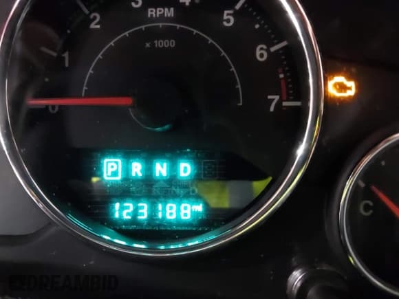 ✅ 2018 Jeep Wrangler Unlimited Sahara • VIN: 1C4HJWEG0JL907727 • Lot: 42316232. Listed on IAAI with 123,188 mi. Free auction sales archive from the USA and detailed vehicle history report at DreamBid. Image 15.