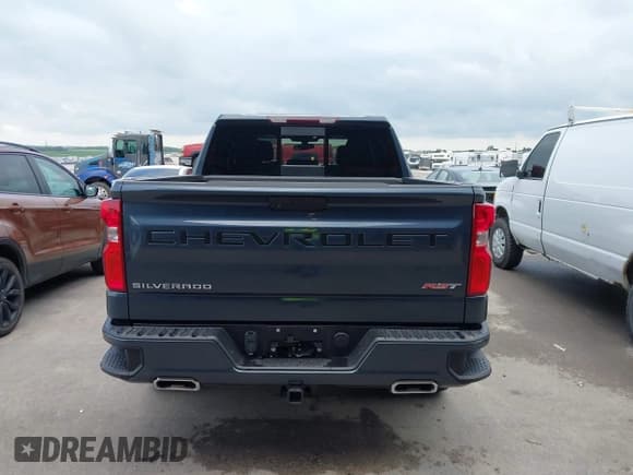 ✅ 2020 Chevrolet Silverado 1500 RST • VIN: 3GCUYEEL8LG433690 • Лот: 42787937. Опубликован ранее на IAAI с пробегом 58 523 миль. Бесплатный доступ к архиву аукционных продаж из США и подробный отчёт об истории автомобиля на DreamBid. Изображение 17.