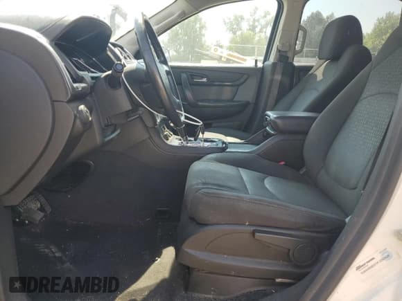 ✅ 2015 GMC Acadia SLE • VIN: 1GKKRNED1FJ290666 • Лот: 81134045. Опубликован ранее на Copart с пробегом 139 090 миль. Бесплатный доступ к архиву аукционных продаж из США и подробный отчёт об истории автомобиля на DreamBid. Изображение 7.