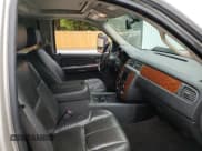 ✅ 2007 Chevrolet Silverado 2500HD 2LT • VIN: 1GCHK23607F556728 • Лот: 71477675. Опубликован ранее на Copart с пробегом 116 177 миль. Бесплатный доступ к архиву аукционных продаж из США и подробный отчёт об истории автомобиля на DreamBid. Изображение 5.