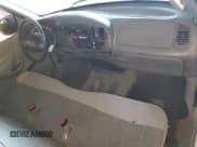 ✅ 1997 Ford F-150 • VIN: 1FTDF1726VNB94122 • Lot: 90649525. Wystawiony na Copart z przebiegiem 260 730 mil. Bezpłatny archiwum sprzedaży aukcyjnych z USA i szczegółowy raport historii pojazdu na DreamBid. Zdjęcie 8.