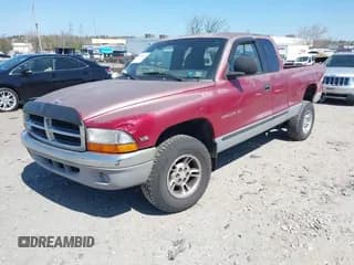 ✅ 1999 Dodge Dakota SLT • VIN: 1B7GL22X2XS222162 • Lot: 42038943. Wystawiony na IAAI z przebiegiem 222 883 mil. Bezpłatny archiwum sprzedaży aukcyjnych z USA i szczegółowy raport historii pojazdu na DreamBid. Zdjęcie 2.