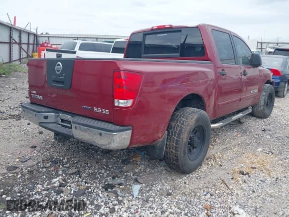 ✅ 2009 Nissan Titan SE • VIN: 1N6BA07D59N313413 • Lot: 42793004. Wystawiony na IAAI z przebiegiem 153 195 mil. Bezpłatny archiwum sprzedaży aukcyjnych z USA i szczegółowy raport historii pojazdu na DreamBid. Zdjęcie 4.