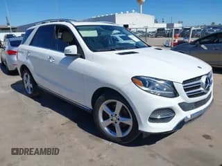 ✅ 2016 Mercedes-Benz GLE 350 • VIN: 4JGDA5HB3GA777029 • Лот: 43544987. Опубликован ранее на IAAI с пробегом 99 129 миль. Бесплатный доступ к архиву аукционных продаж из США и подробный отчёт об истории автомобиля на DreamBid. Изображение 1.
