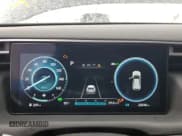 ✅ 2024 Hyundai Tucson SEL Convenience • VIN: KM8JCCD15RU227587 • Lot: 82502625. Wystawiony na Copart z przebiegiem 28 548 mil. Bezpłatny archiwum sprzedaży aukcyjnych z USA i szczegółowy raport historii pojazdu na DreamBid. Zdjęcie 9.