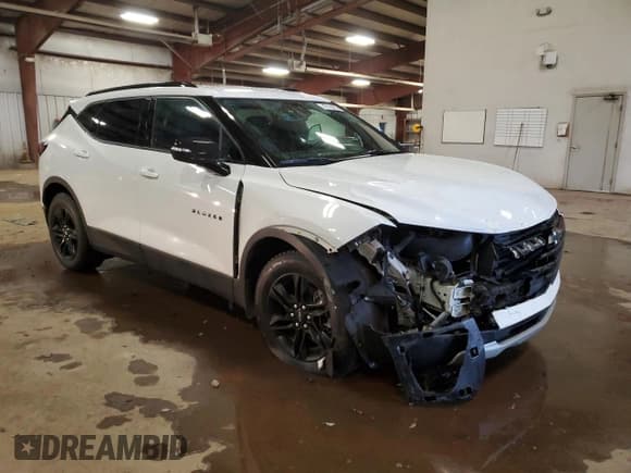 ✅ 2022 Chevrolet Blazer LT • VIN: 3GNKBJRS7NS145282 • Lot: 43135975. Listed on Copart with 28,368 mi. Free auction sales archive from the USA and detailed vehicle history report at DreamBid. Image 4.