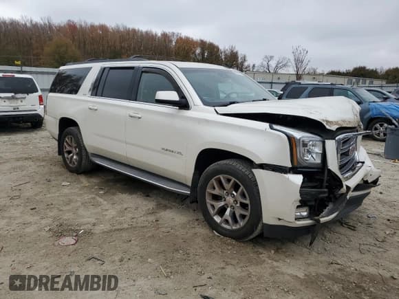 ✅ 2015 GMC Yukon XL SLT • VIN: 1GKS2HKC5FR197703 • Lot: 93567205. Listed on Copart with 60,789 mi. Free auction sales archive from the USA and detailed vehicle history report at DreamBid. Image 4.