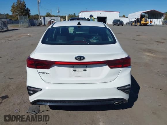 ✅ 2019 Kia Forte LXS • VIN: 3KPF24AD3KE130670 • Lot: 43478489. Listed on IAAI with 149,686 mi. Free auction sales archive from the USA and detailed vehicle history report at DreamBid. Image 16.