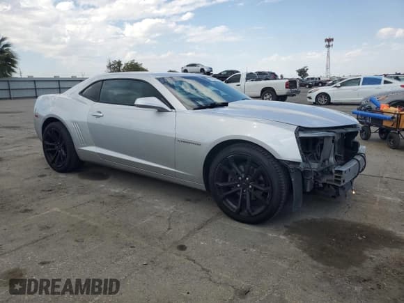 ✅ 2010 Chevrolet Camaro 1LT • VIN: 2G1FB1EV9A9222471 • Lot: 81145395. Listed on Copart with 144,579 mi. Free auction sales archive from the USA and detailed vehicle history report at DreamBid. Image 4.