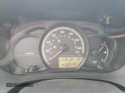 ✅ 2015 Toyota Yaris LE • VIN: VNKKTUD38FA016808 • Lot: 93693585. Wystawiony na Copart z przebiegiem 107 115 mil. Bezpłatny archiwum sprzedaży aukcyjnych z USA i szczegółowy raport historii pojazdu na DreamBid. Zdjęcie 9.