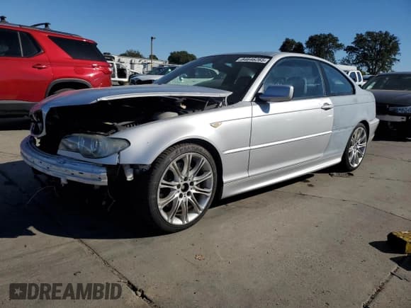 ✅ 2004 BMW 3 Series 330Ci • VIN: WBABD53424PL14381 • Lot: 84646265. Wystawiony na Copart z przebiegiem 118 469 mil. Bezpłatny archiwum sprzedaży aukcyjnych z USA i szczegółowy raport historii pojazdu na DreamBid. Zdjęcie 1.