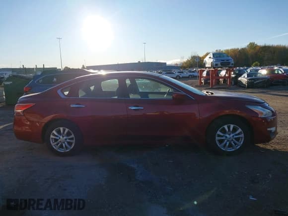 ✅ 2014 Nissan Altima S • VIN: 1N4AL3AP3EC406388 • Лот: 43495540. Опубликован ранее на IAAI с пробегом 124 173 миль. Бесплатный доступ к архиву аукционных продаж из США и подробный отчёт об истории автомобиля на DreamBid. Изображение 14.