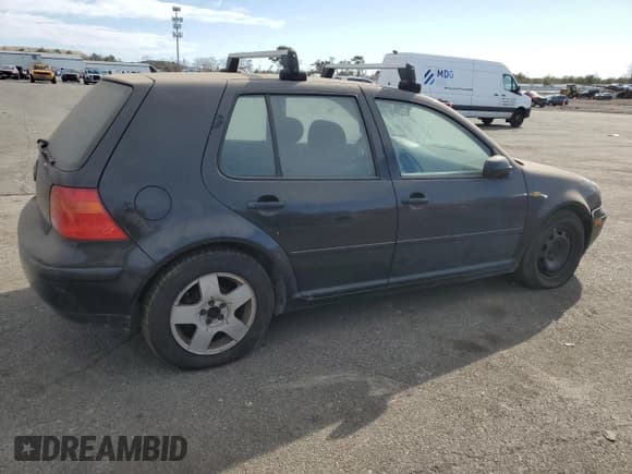 ✅ 1999 Volkswagen Golf • VIN: WVWGC31J1XW684403 • Лот: 47682145. Опубликован ранее на Copart с пробегом 70 969 миль. Бесплатный доступ к архиву аукционных продаж из США и подробный отчёт об истории автомобиля на DreamBid. Изображение 3.