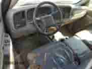 2002 Chevrolet Silverado 2500HD LS с VIN 1GCHK29U52Z264439, выставлен на аукционе Copart как лот 86616125 с пробегом 244 728 миль миль и Списание • Salvage title. История ставок и продаж доступна на DreamBid. Изображение 8.