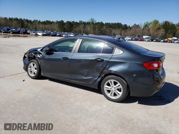✅ 2018 Chevrolet Cruze LT • VIN: 1G1BE5SM3J7155697 • Лот: 44623523. Опубликован ранее на Copart с пробегом 85 254 миль. Бесплатный доступ к архиву аукционных продаж из США и подробный отчёт об истории автомобиля на DreamBid. Изображение 2.