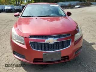 2011 Chevrolet Cruze 1LT z VIN 1G1PF5S98B7119357, wystawiony jako Copart lot #80953105 z przebiegiem 136 107 mil mil oraz Czysty tytuł • Clean title. Historia ofert i sprzedaży dostępna na DreamBid. Obrazek 5.