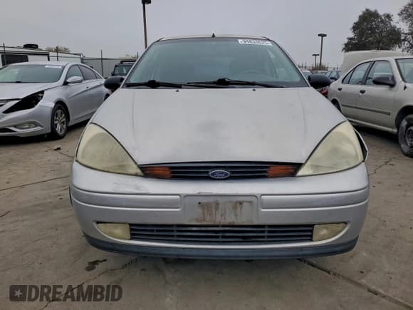 ✅ 2000 Ford Focus ZX3 • VIN: 3FAFP3134YR220498 • Lot: 94833625. Listed on Copart with 183,991 mi. Free auction sales archive from the USA and detailed vehicle history report at DreamBid. Image 5.