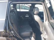 ✅ 2025 Mercedes-Benz GLB 250 • VIN: W1N4M4HB1SW389128 • Lot: 42608911. Listed on IAAI with 3,288 mi. Free auction sales archive from the USA and detailed vehicle history report at DreamBid. Image 8.