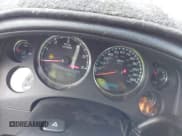 ✅ 2010 GMC Yukon Denali • VIN: 1GKUCEEF2AR232569 • Lot: 41940307. Listed on IAAI with 176,572 mi. Free auction sales archive from the USA and detailed vehicle history report at DreamBid. Image 6.