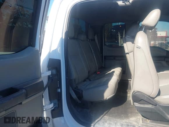 ✅ 2018 Ford F-150 XL • VIN: 1FTEX1CP4JKG11428 • Lot: 43738234. Listed on IAAI with 155,454 mi. Free auction sales archive from the USA and detailed vehicle history report at DreamBid. Image 8.