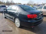 ✅ 2013 Volkswagen Jetta SEL • VIN: 3VWLX7AJ0DM369112 • Lot: 43689452. Wystawiony na IAAI z przebiegiem 206 668 mil. Bezpłatny archiwum sprzedaży aukcyjnych z USA i szczegółowy raport historii pojazdu na DreamBid. Zdjęcie 3.
