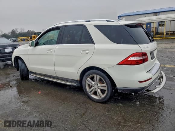 ✅ 2013 Mercedes-Benz M 350 • VIN: 4JGDA5HB2DA112327 • Лот: 95209685. Опубликован ранее на Copart с пробегом 218 530 миль. Бесплатный доступ к архиву аукционных продаж из США и подробный отчёт об истории автомобиля на DreamBid. Изображение 2.