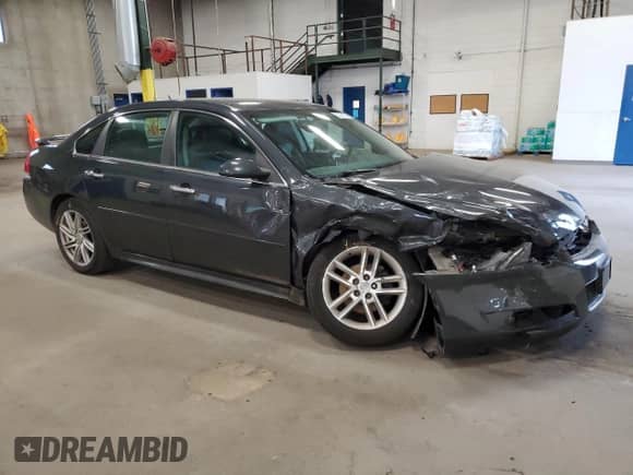 2016 Chevrolet Impala LTZ z VIN 2G1WC5E33G1126894, wystawiony jako Copart lot #80207675 z przebiegiem 207 044 mil mil oraz Szkoda całkowita • Salvage title. Historia ofert i sprzedaży dostępna na DreamBid. Obrazek 4.