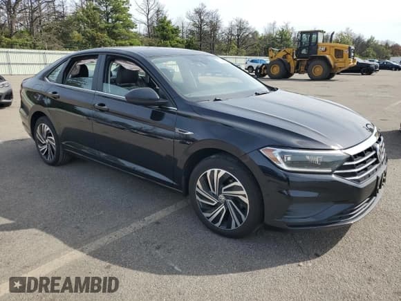 ✅ 2020 Volkswagen Jetta SEL • VIN: 3VWEB7BU7LM004800 • Lot: 81953565. Listed on Copart with 163,165 mi. Free auction sales archive from the USA and detailed vehicle history report at DreamBid. Image 4.
