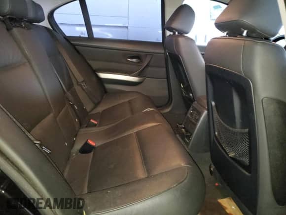 2006 BMW 3 Series 325i with VIN WBAVB13546K000803, listed as a Copart auction lot 85594825 with 118,593 mi miles and Clean title. Bid and sale history available at DreamBid. Image 10.