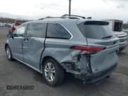 ✅ 2022 Toyota Sienna XLE Woodland Edition • VIN: 5TDASKFC1NS049157 • Lot: 43685444. Listed on IAAI with 52,302 mi. Free auction sales archive from the USA and detailed vehicle history report at DreamBid. Image 3.