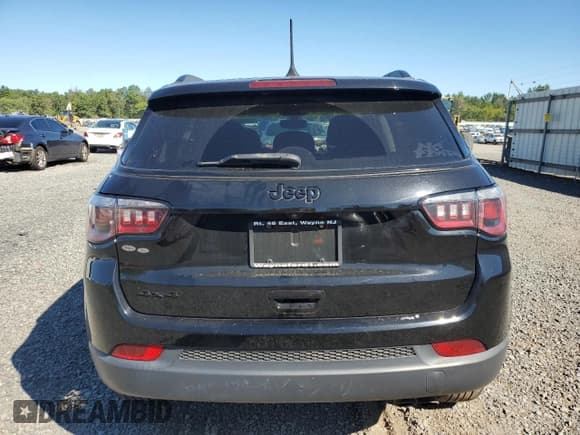 ✅ 2019 Jeep Compass Altitude • VIN: 3C4NJDBB2KT812656 • Lot: 70365505. Listed on Copart with 74,528 mi. Free auction sales archive from the USA and detailed vehicle history report at DreamBid. Image 6.