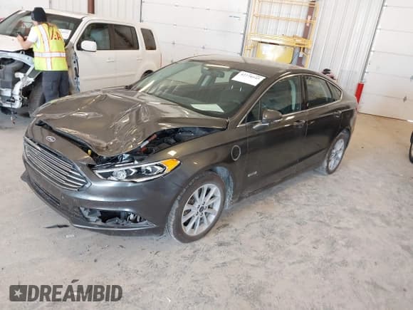 ✅ 2018 Ford Fusion SE • VIN: 3FA6P0PU3JR274024 • Лот: 42770545. Опубликован ранее на IAAI с пробегом 68 914 миль. Бесплатный доступ к архиву аукционных продаж из США и подробный отчёт об истории автомобиля на DreamBid. Изображение 2.