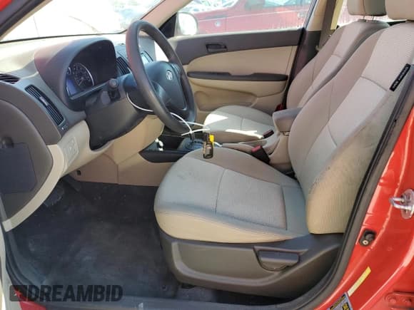 ✅ 2011 Hyundai Elantra GLS • VIN: KMHDB8AE7BU092848 • Lot: 86470025. Listed on Copart with 102,794 mi. Free auction sales archive from the USA and detailed vehicle history report at DreamBid. Image 7.