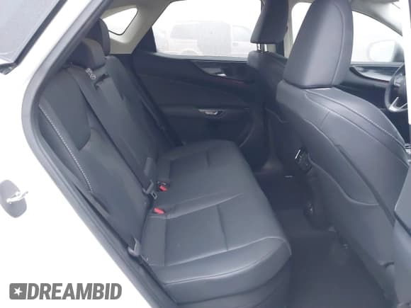 ✅ 2024 Lexus NX 350h Premium • VIN: JTJGKCEZ8R5018471 • Lot: 41449364. Listed on IAAI with 6,516 mi. Free auction sales archive from the USA and detailed vehicle history report at DreamBid. Image 8.