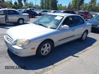 ✅ 2001 Hyundai Sonata GL • VIN: KMHWF25S81A365516 • Lot: 43001611. Listed on IAAI with 227,650 mi. Free auction sales archive from the USA and detailed vehicle history report at DreamBid. Image 2.
