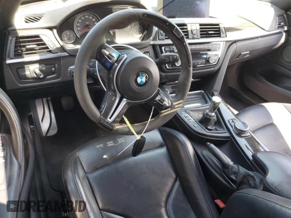 ✅ 2015 BMW M4 • VIN: WBS3R9C56FK329709 • Lot: 67129463. Listed on Copart with 107,646 mi. Free auction sales archive from the USA and detailed vehicle history report at DreamBid. Image 8.