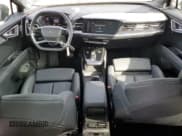 ✅ 2022 Audi Q4 e-tron Premium Plus • VIN: WA1L2BFZ0NP053203 • Лот: 44557355. Опубликован ранее на Copart с пробегом 14 633 миль. Бесплатный доступ к архиву аукционных продаж из США и подробный отчёт об истории автомобиля на DreamBid. Изображение 8.