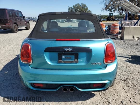 ✅ 2017 MINI Convertible Cooper S • VIN: WMWWG9C57H3C22868 • Lot: 90799915. Listed on Copart with 58,802 mi. Free auction sales archive from the USA and detailed vehicle history report at DreamBid. Image 6.