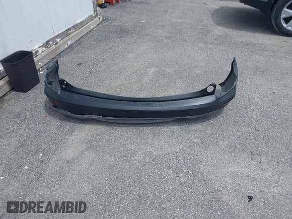 ✅ 2019 Honda CR-V LX • VIN: 2HKRW6H3XKH208867 • Lot: 42380361. Wystawiony na IAAI z przebiegiem 50 941 mil. Bezpłatny archiwum sprzedaży aukcyjnych z USA i szczegółowy raport historii pojazdu na DreamBid. Zdjęcie 12.