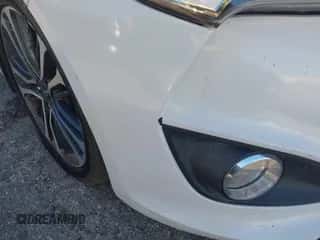 2016 Hyundai Veloster Turbo z VIN KMHTC6AE8GU273333, wystawiony jako IAAI lot #43472469 z przebiegiem 111 089 mil mil oraz . Historia ofert i sprzedaży dostępna na DreamBid. Obrazek 6.