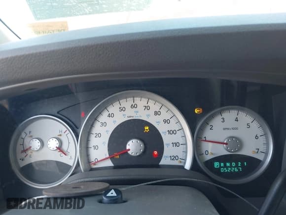 ✅ 2006 Dodge Durango Limited • VIN: 1D4HB58236F171625 • Лот: 43618534. Опубликован ранее на IAAI с пробегом 52 267 миль. Бесплатный доступ к архиву аукционных продаж из США и подробный отчёт об истории автомобиля на DreamBid. Изображение 7.